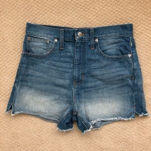 Madewell - The Perfect Jean Short - Size 27